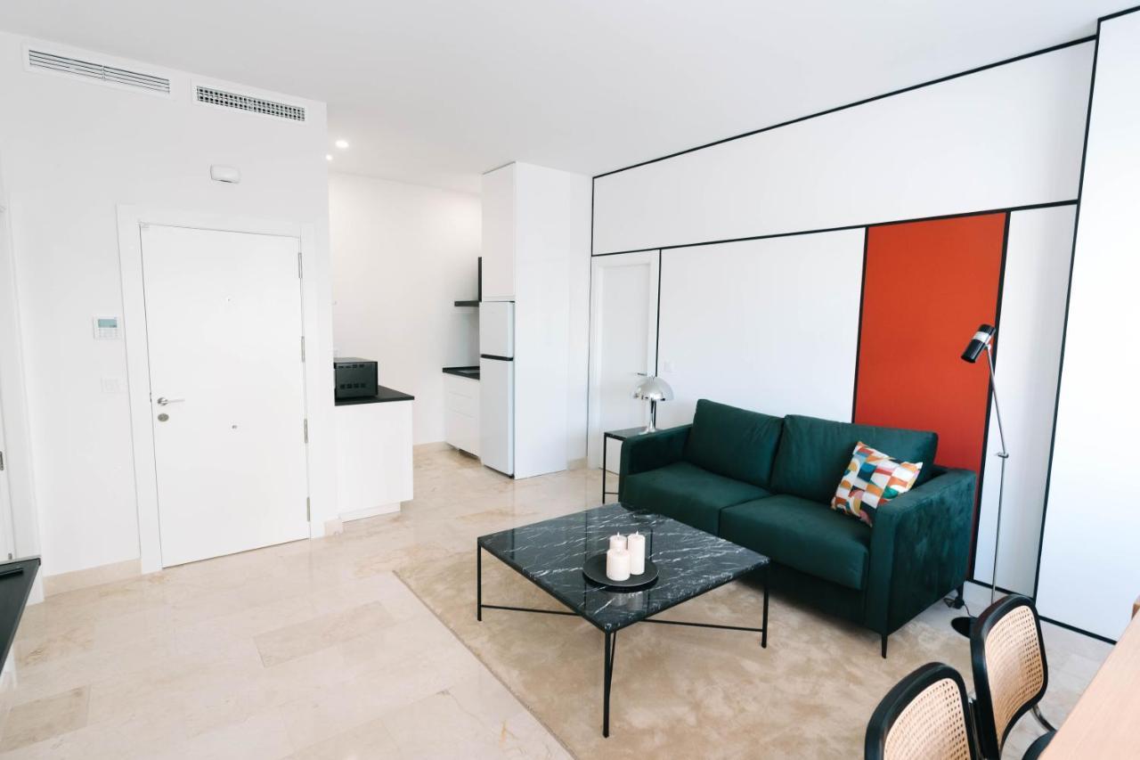 Sunshine - New Picasso Plaza - Apartment