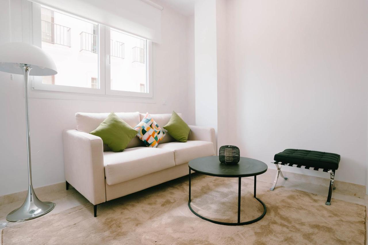 Sunshine - New Picasso Plaza - Apartment